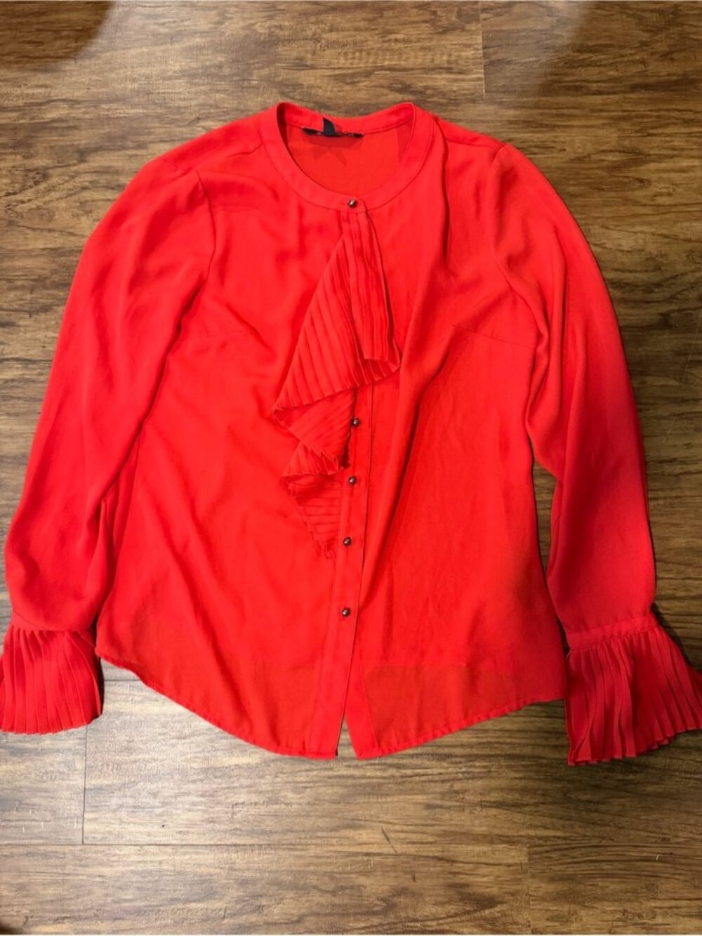 🌼4/$13 - Women's Red Ruffle-Front Button Blouse